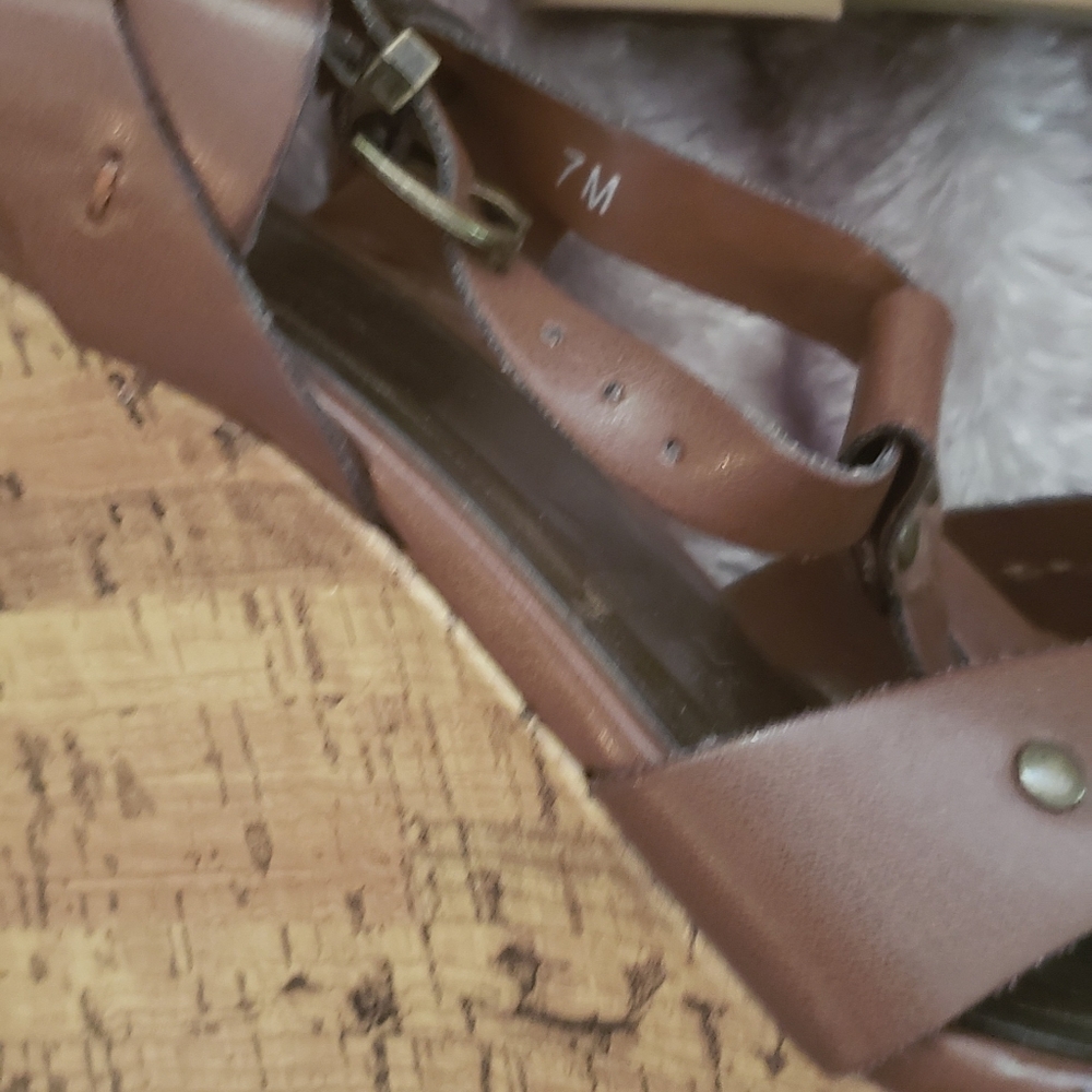 S. Bicca Brown Platform Sandal - Picture 4 of 4